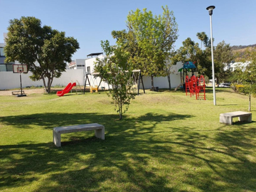 CASA NUEVA EN VENTA - LOS ROBLES