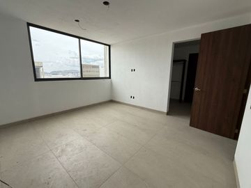 CASA NUEVA EN VENTA - LOS ROBLES