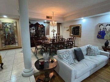 EXCELENTE RESIDENCIA EN VENTA DENTRO DEL CLUB CAMPESTRE CON ALBERCA
