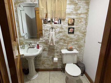 EXCELENTE RESIDENCIA EN VENTA DENTRO DEL CLUB CAMPESTRE CON ALBERCA