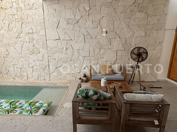 SE VENDE Casa Multifamiliar con 3 Departamentos en Don Goyo, Puerto Escondido