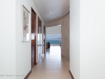 Lujoso Departamento Frente al Mar en Luma Nuevo Vallarta Oceanfront Luxury Condo at Luma – 9th Floor, 3 Bedrooms, 3.5 Baths, 329 m²