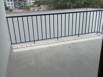 Exclusivo dpto. en zona de batallones chacarilla surco con gas cálida.