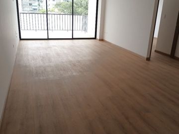 Exclusivo dpto. en zona de batallones chacarilla surco con gas cálida.
