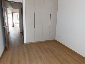Exclusivo dpto. en zona de batallones chacarilla surco con gas cálida.