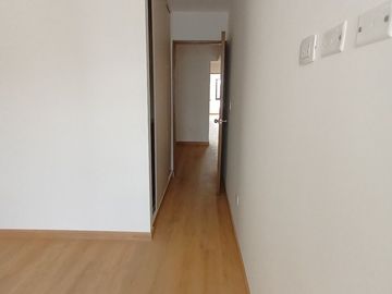 Exclusivo dpto. en zona de batallones chacarilla surco con gas cálida.