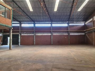 BODEGA VENTA AREA 702 M2  ACOPI YUMBO