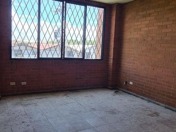 BODEGA VENTA AREA 702 M2  ACOPI YUMBO