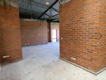 BODEGA VENTA AREA 702 M2  ACOPI YUMBO