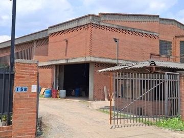 BODEGA VENTA AREA 702 M2  ACOPI YUMBO