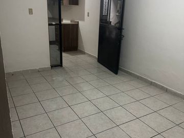 Venta casa en colonia solidaridad con 230 m2 de terreno 4 habitacciones