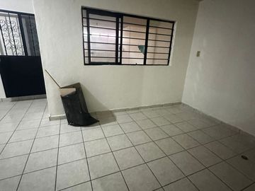 Venta casa en colonia solidaridad con 230 m2 de terreno 4 habitacciones