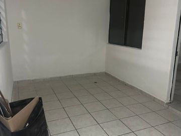 Venta casa en colonia solidaridad con 230 m2 de terreno 4 habitacciones