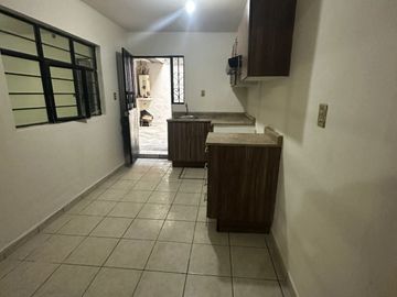 Venta casa en colonia solidaridad con 230 m2 de terreno 4 habitacciones