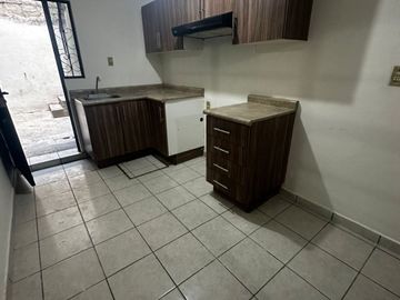 Venta casa en colonia solidaridad con 230 m2 de terreno 4 habitacciones