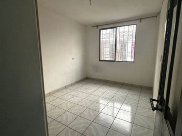 Venta casa en colonia solidaridad con 230 m2 de terreno 4 habitacciones