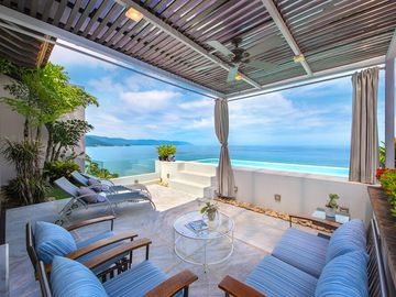 Villa de lujo frente al mar en Conchas Chinas, Puerto Vallarta | 6 recámaras, alberca privada, vistas espectaculares