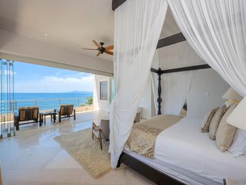 Villa de lujo frente al mar en Conchas Chinas, Puerto Vallarta | 6 recámaras, alberca privada, vistas espectaculares