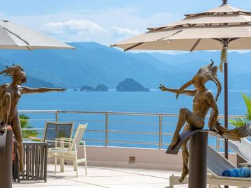 Villa de lujo frente al mar en Conchas Chinas, Puerto Vallarta | 6 recámaras, alberca privada, vistas espectaculares