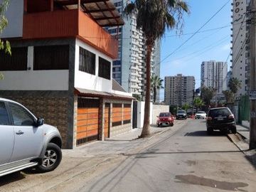 EN VENTA – Propiedad Estratégica en Iquique, Sector Playa Brava