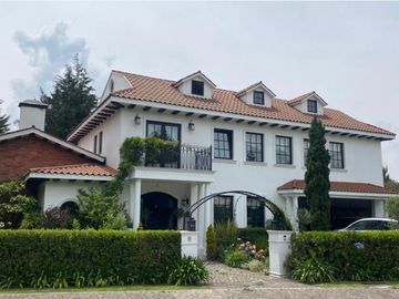 CASA EN VENTA EN HACIENDA SAN MARTIN