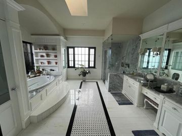 CASA EN VENTA EN HACIENDA SAN MARTIN