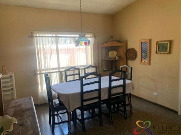 CASA UNA PLANTA 4 RECAMARAS MUCHO TERRENO JARDINES DEL SANTUARIO