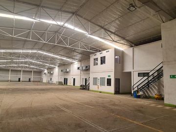 VENDO BODEGA AREA 5600 M2 ARROYOHONDO YUMBO