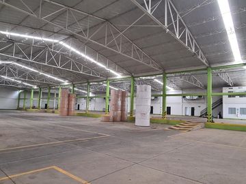 VENDO BODEGA AREA 5600 M2 ARROYOHONDO YUMBO