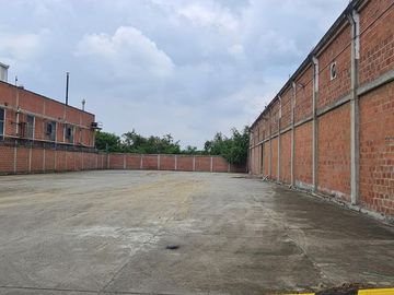 VENDO BODEGA AREA 5600 M2 ARROYOHONDO YUMBO
