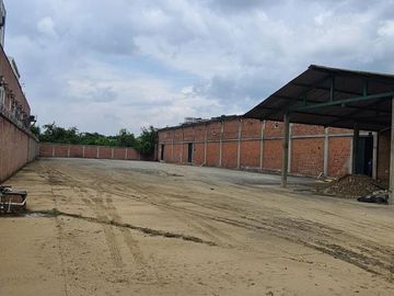 VENDO BODEGA AREA 5600 M2 ARROYOHONDO YUMBO