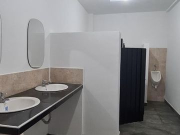 VENDO BODEGA AREA 5600 M2 ARROYOHONDO YUMBO