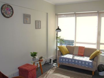 OFICINA, ELIODORO YAÑEZ /TOBALABA, PROVIDENCIA, 40 M2, 4 PRIVADOS, 2 ESTACIONAMIENTOS, METRO