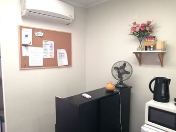 OFICINA, ELIODORO YAÑEZ /TOBALABA, PROVIDENCIA, 40 M2, 4 PRIVADOS, 2 ESTACIONAMIENTOS, METRO
