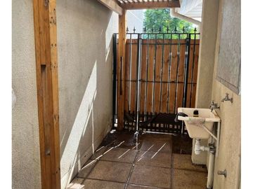 VENDE En Condominio Altue 3d,2b,1e En 136/67m2
