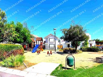 VENDE En Condominio Altue 3d,2b,1e En 136/67m2