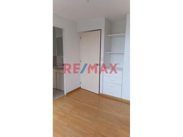 Departamento En Alquiler Ubicado En Barrio Medico De Surquillo