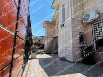 Vende Casa 3 Dormitorios En Original, 2 Baños, 2 Estacionami en Venta