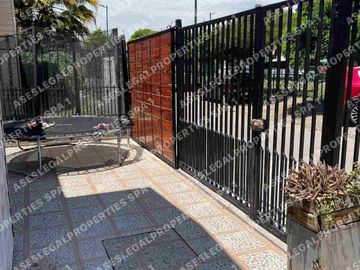 Vende Casa 3 Dormitorios En Original, 2 Baños, 2 Estacionami en Venta