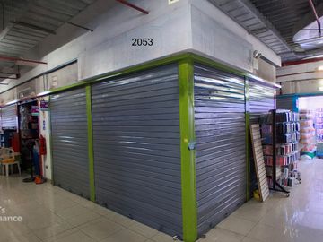 Local Comercial en Venta en Malvinas Plaza – 7 m² en Zona de Alto Movimiento