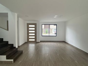 Casa de venta en Conocoto de oportunidad como nueva $106.000