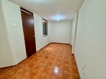 ATENCION INVERSIONISTAS Vendo Casa de 140 m2 + 5 departamentos en SMP