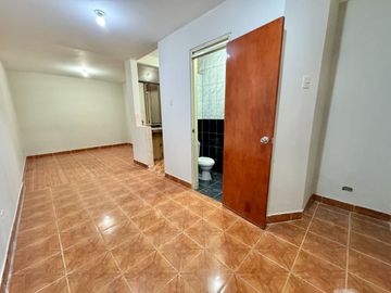 ATENCION INVERSIONISTAS Vendo Casa de 140 m2 + 5 departamentos en SMP