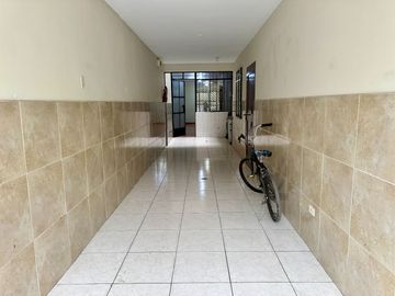 ATENCION INVERSIONISTAS Vendo Casa de 140 m2 + 5 departamentos en SMP