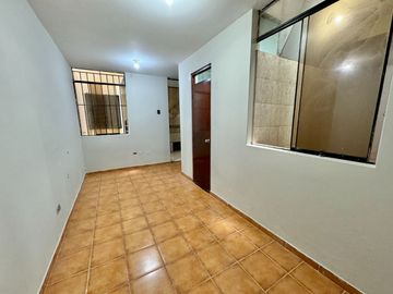 ATENCION INVERSIONISTAS Vendo Casa de 140 m2 + 5 departamentos en SMP