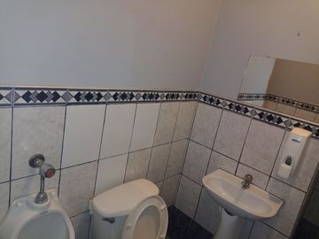 REMATO 4 departamentos(edificio) en Santa Teresa de Ávila esquina