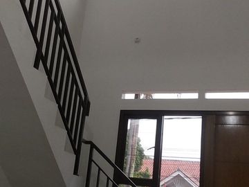 Rumah Dijual Di Perumahan Syariah 2 Lantai MURAH Pengasinan Sawangan Depok Dekat Tol Pondok Cabe