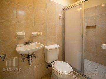 Casa en Banus Residencial, coto 2, 3 recámaras