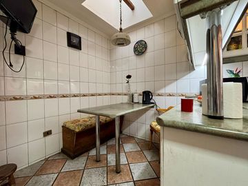 Se Vende Casa 5 Dormitorios, San Miguel, Metro San Miguel