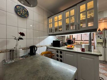 Se Vende Casa 5 Dormitorios, San Miguel, Metro San Miguel